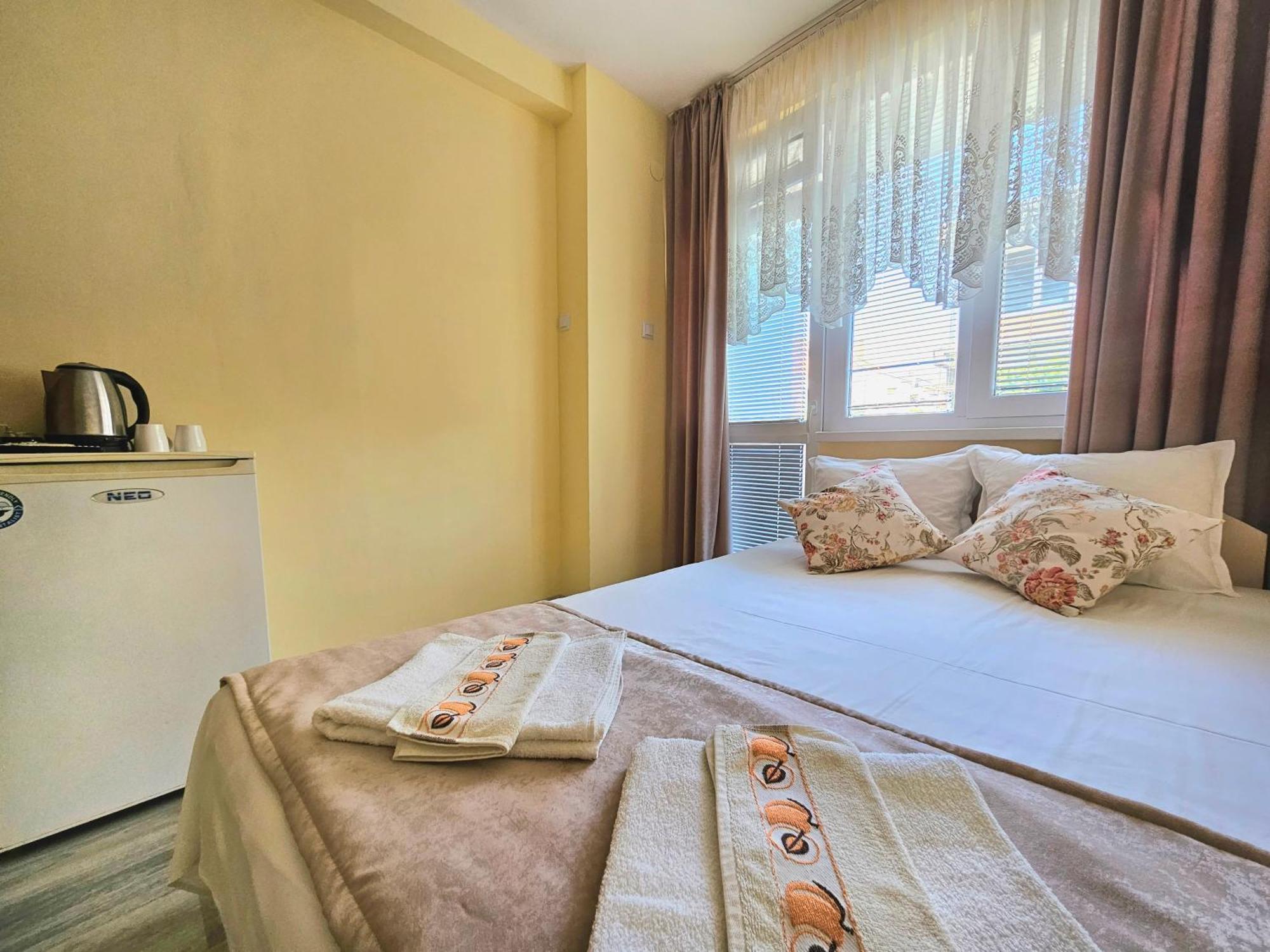 Амбър Апартамент И Стая За Гости Szozopol Kültér fotó